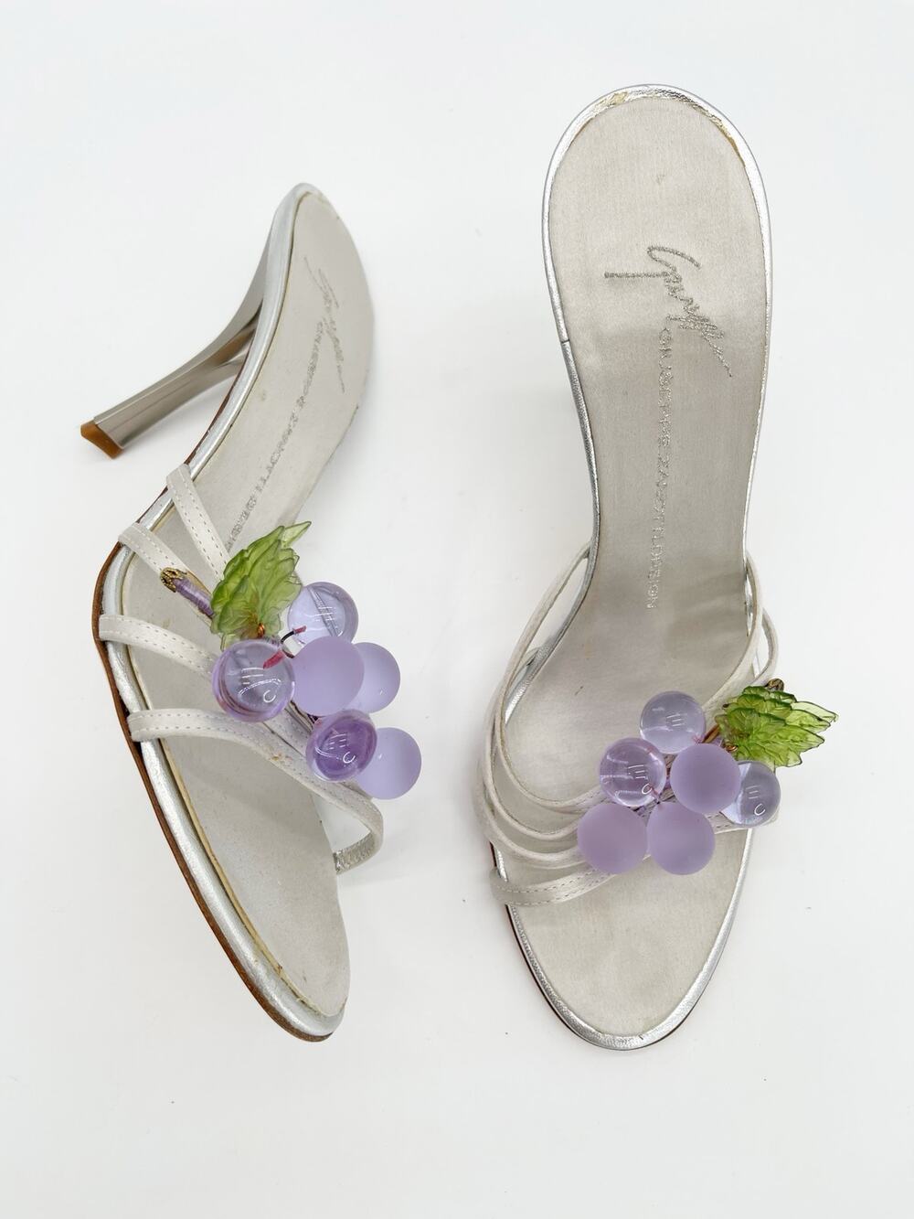 Giuseppe Zanotti Vintage Silver Satin Grape Embellished Mule Sandal Heels IT 38 - Picture 1 of 15